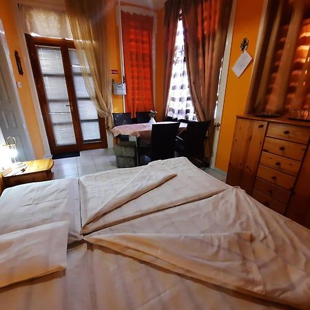 Gloria Apartman Gyula Exterior foto