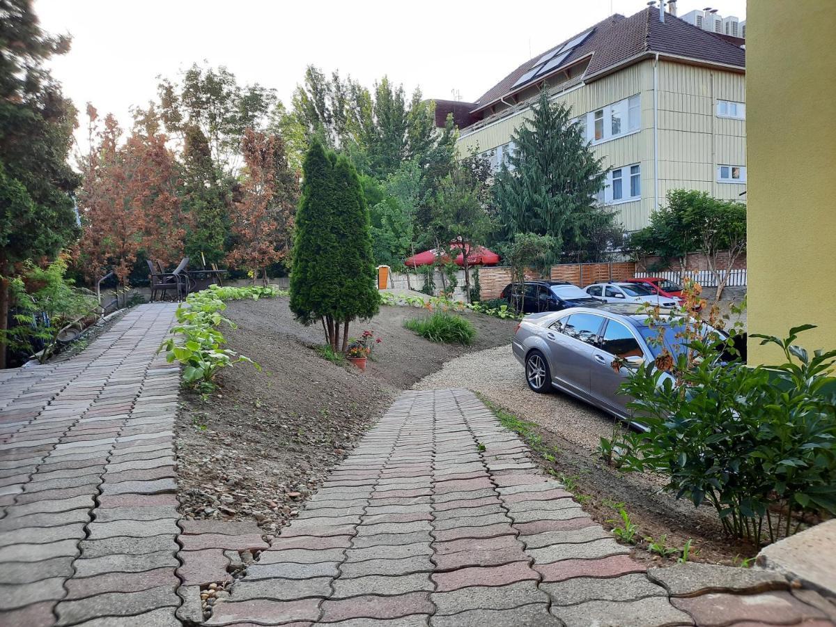 Gloria Apartman Gyula Exterior foto