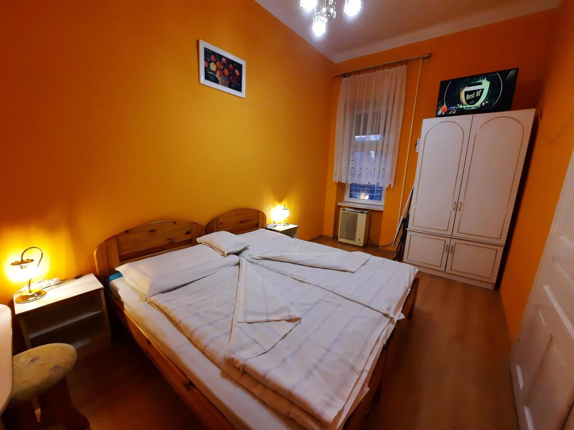 Gloria Apartman Gyula Exterior foto