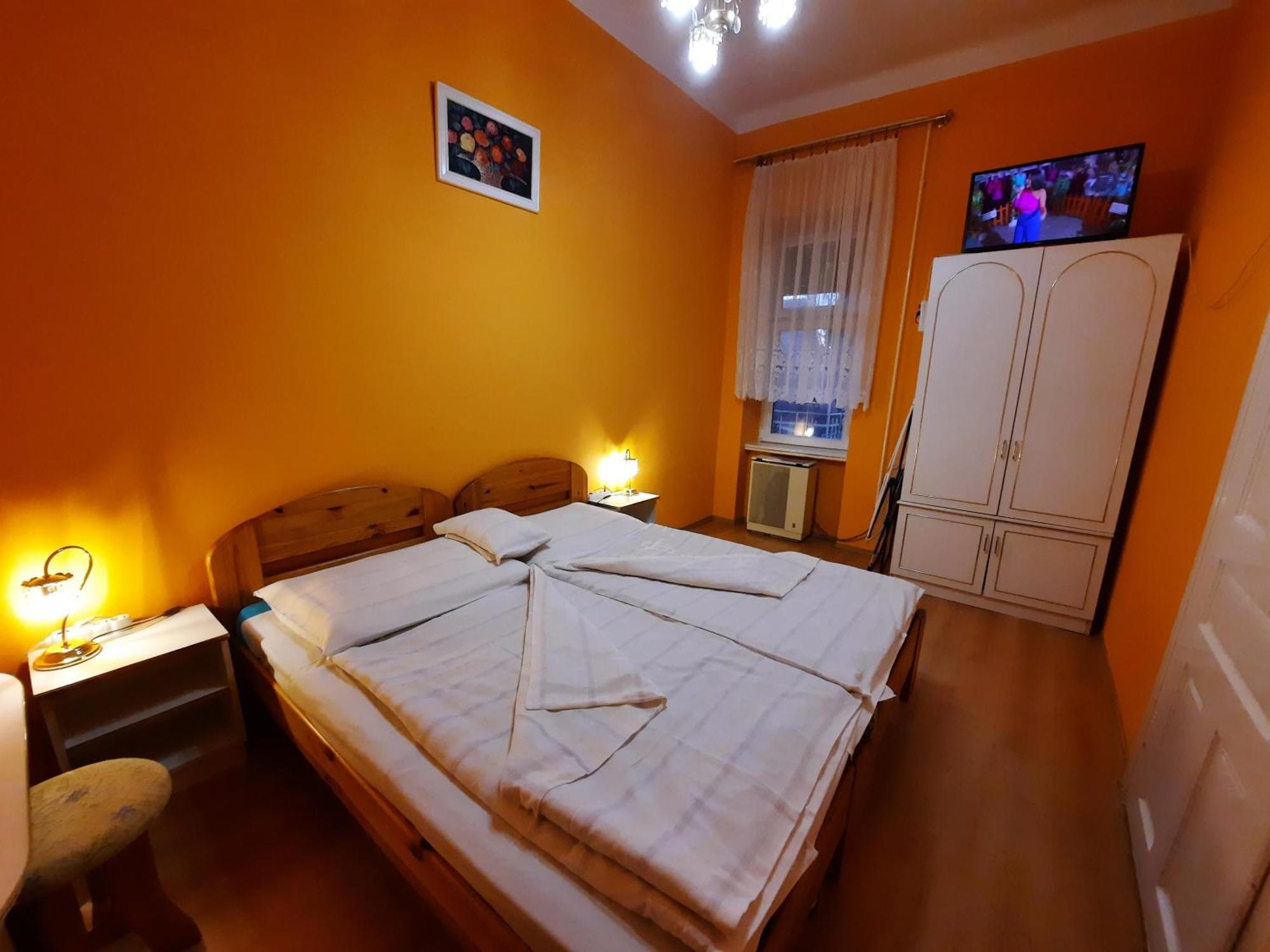Gloria Apartman Gyula Exterior foto